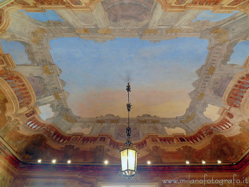 Arcore (Monza e Brianza) - Soffitto della sala del trompe-l’œil di Villa Borromeo d'Adda